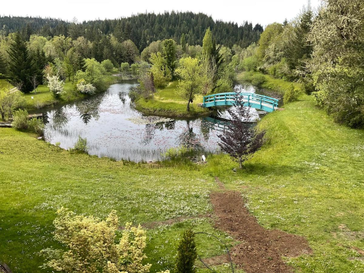 Lakeside Villa Cottage Grove Esterno foto